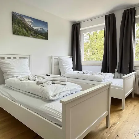 Апартаменты Sad150 - Moderne Monteurwohnungen In Mit Balkon Швандорф