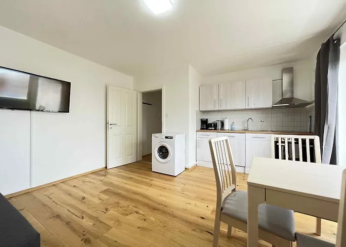 Apartman Sad150 - Moderne Monteurwohnungen In Mit Balkon *
